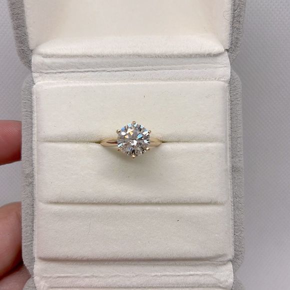 14kt solid gold 6 prong 2 ct round brilliant lab made quality engagement ring